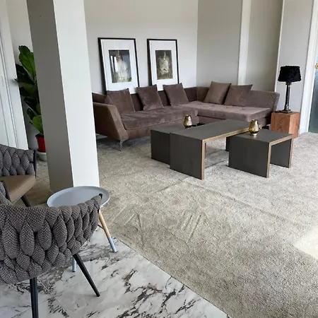 Tassigny Superbe Appartement Vue Panoramique 아파트 *